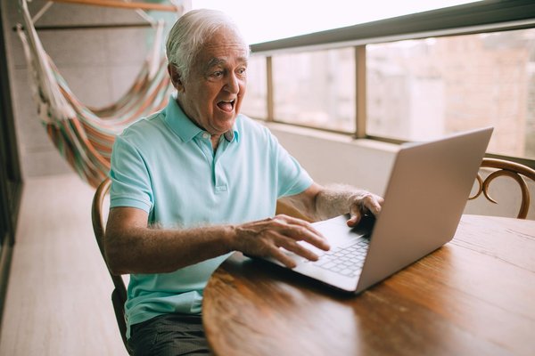 Santé auditive et vieillissement: Comment gérer la perte d'audition chez les seniors